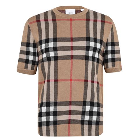 flannels burberry t shirt